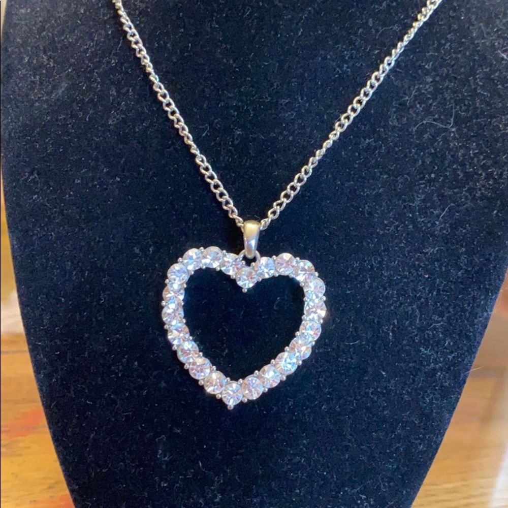 Heart necklace ♥️